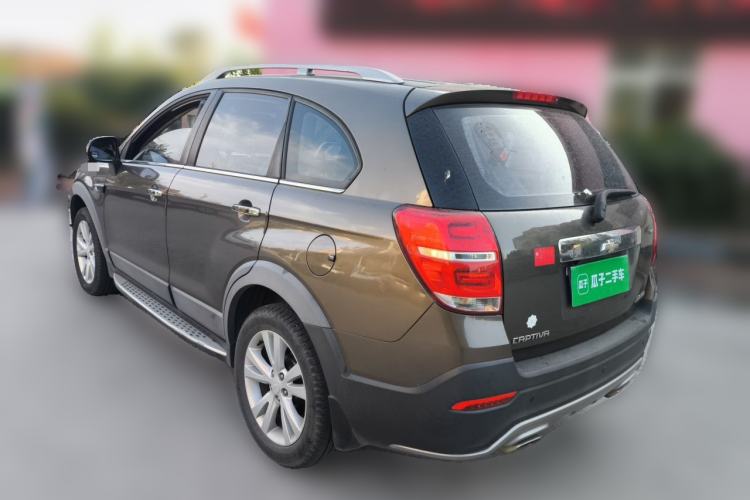 Used Chevrolet Captiva 2015 2.4L 4x4 Flagship Edition 7-Seater Rear Left 45 Deg