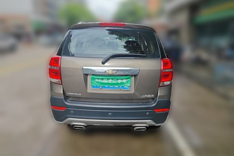Used Chevrolet Captiva 2015 2.4L Two-Wheel Drive Urban Version 7 Seats Rear