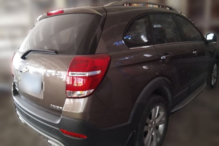 Used Chevrolet Captiva 2015 2.4L 4x4 Flagship Edition 7-Seater Rear Right 45 Deg