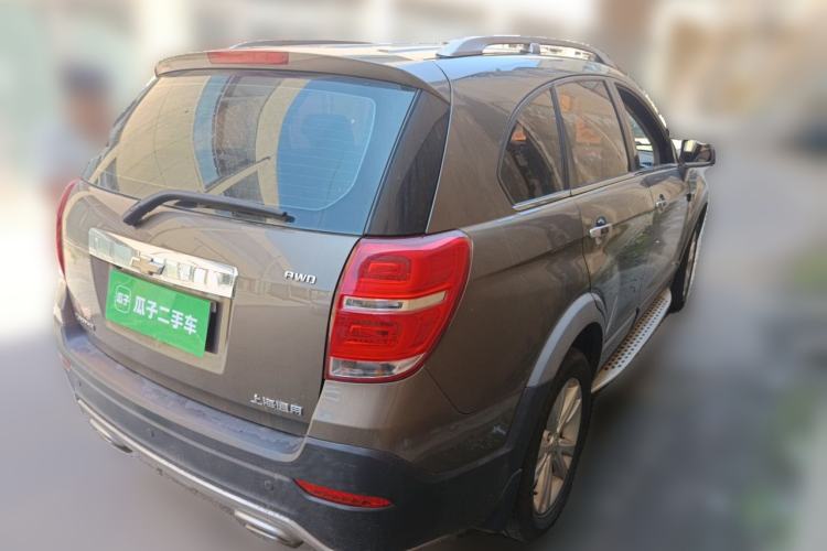 Used Chevrolet Captiva 2015 2.4L 4x4 Flagship Edition 7-Seater Rear Right 45 Deg