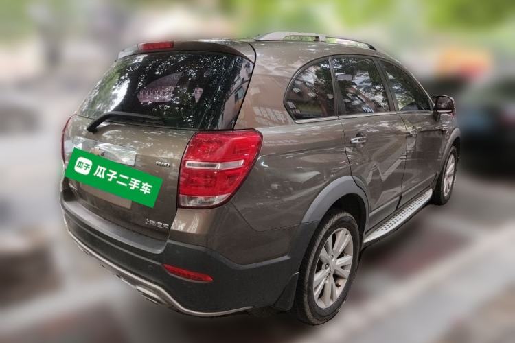 Used Chevrolet Captiva 2015 2.4L 4x4 Flagship Edition 7-Seater Rear Right 45 Deg