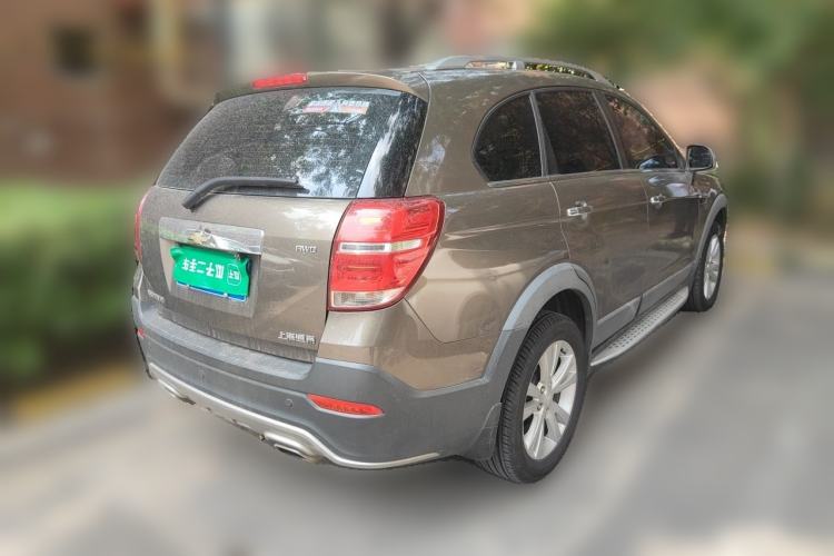Used Chevrolet Captiva 2015 2.4L 4x4 Flagship Edition 7-Seater Rear Right 45 Deg