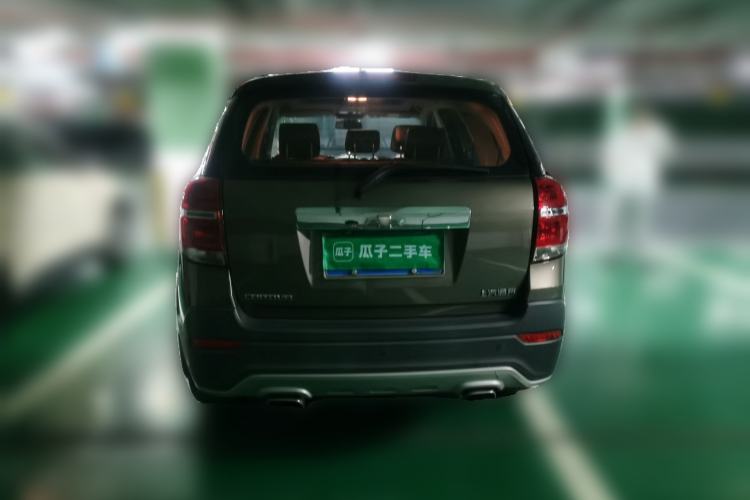 Used Chevrolet Captiva 2015 2.4L Two-Wheel Drive Urban Version 7 Seats Rear