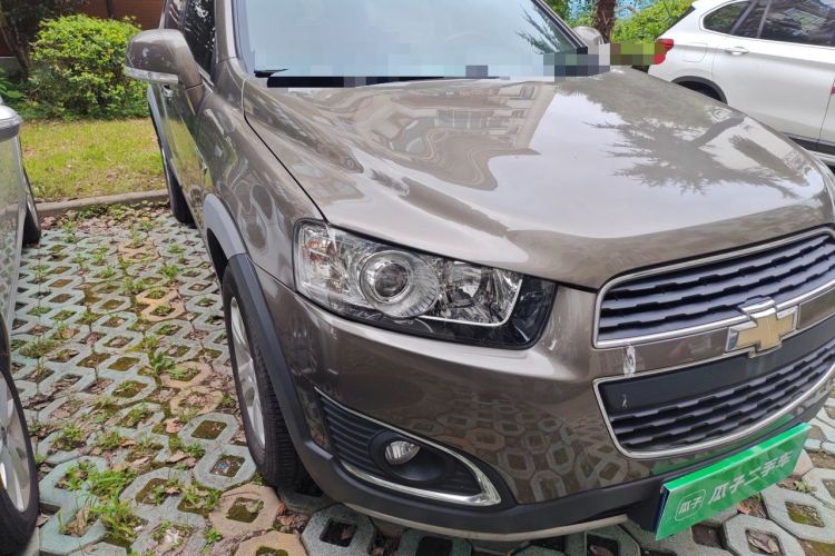 Used Chevrolet Captiva 2015 2.4L Two-Wheel Drive Urban Version 7 Seats Right Front Headlight