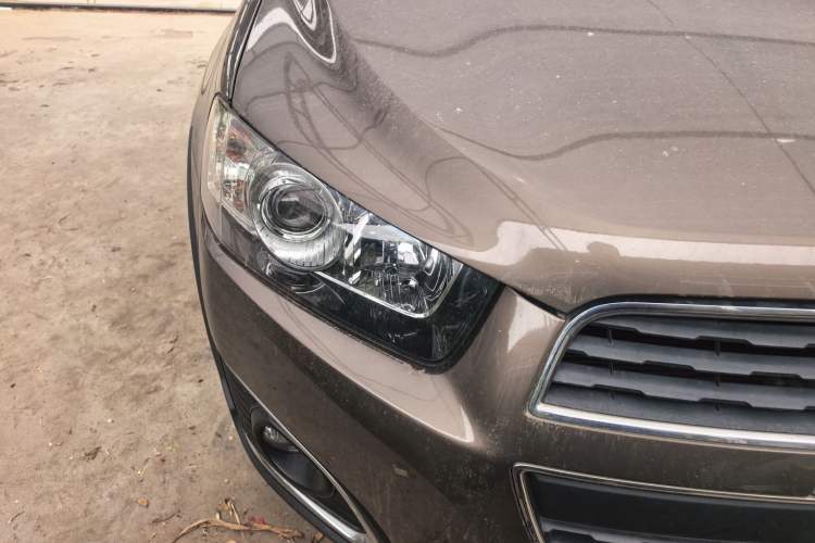 Used Chevrolet Captiva 2015 2.4L 4x4 Flagship Edition 7-Seater Right Front Headlight
