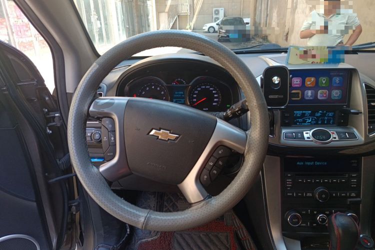 Used Chevrolet Captiva 2015 2.4L 4x4 Flagship Edition 7-Seater Steering Wheel
