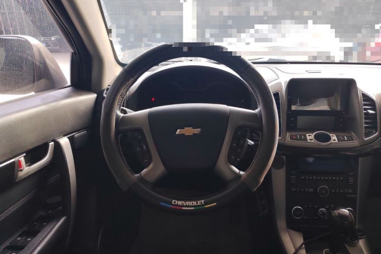 Used Chevrolet Captiva 2015 2.4L 4x4 Flagship Edition 7-Seater Steering Wheel