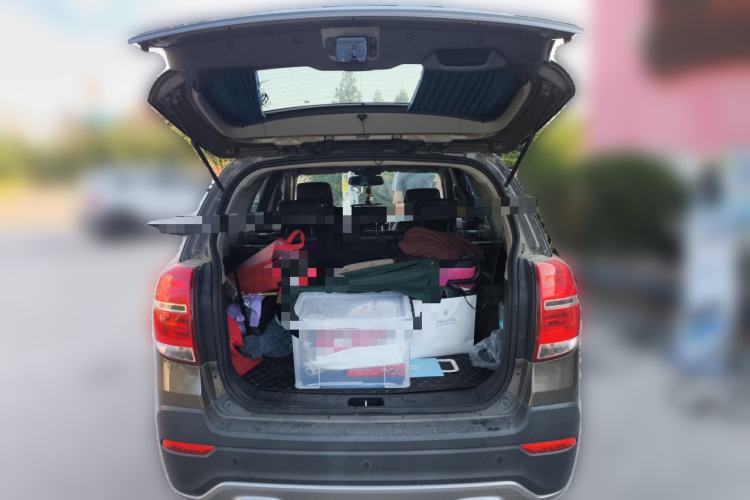 Used Chevrolet Captiva 2015 2.4L 4x4 Flagship Edition 7-Seater Trunk
