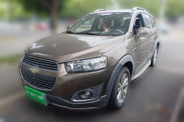 Used Chevrolet Captiva 2015 2.4L 4x4 Flagship Edition 7-Seater