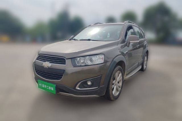 Used Chevrolet Captiva 2015 2.4L 4x4 Flagship Edition 7-Seater