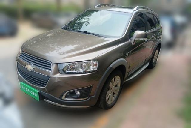 Ojetý Chevrolet Captiva 2015 2.4L 4x4 Flagship Edition 7-Seater