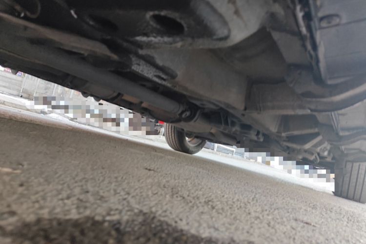 Used Chevrolet Captiva 2015 2.4L 4x4 Flagship Edition 7-Seater Chassis Front Left