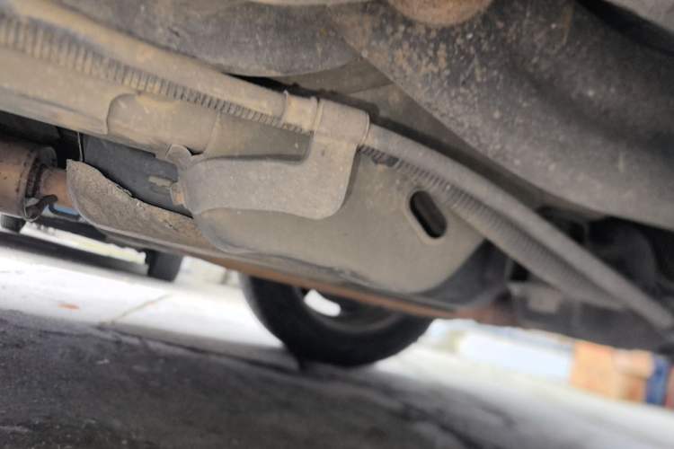 Used Chevrolet Captiva 2015 2.4L Two-Wheel Drive Urban Version 5 Seats Chassis Rear Left