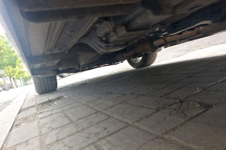 Used Chevrolet Captiva 2015 2.4L Two-Wheel Drive Urban Version 5 Seats Chassis Rear Left