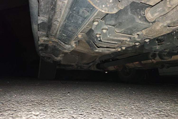 Used Chevrolet Captiva 2015 2.4L 4x4 Flagship Edition 7-Seater Chassis Rear Left