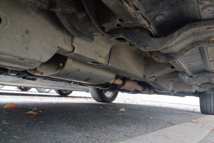 Used Chevrolet Captiva 2015 2.4L 4x4 Flagship Edition 7-Seater Chassis Rear Right