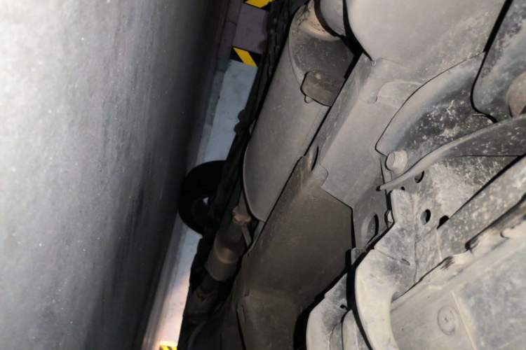 Used Chevrolet Captiva 2015 2.4L 4x4 Flagship Edition 7-Seater Chassis Rear Right