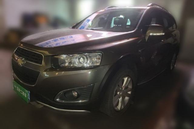 Used Chevrolet Captiva 2015 2.4L 4x4 Flagship Edition 7-Seater