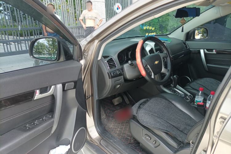 Used Chevrolet Captiva 2015 2.4L 4x4 Flagship Edition 7-Seater Driver Seat