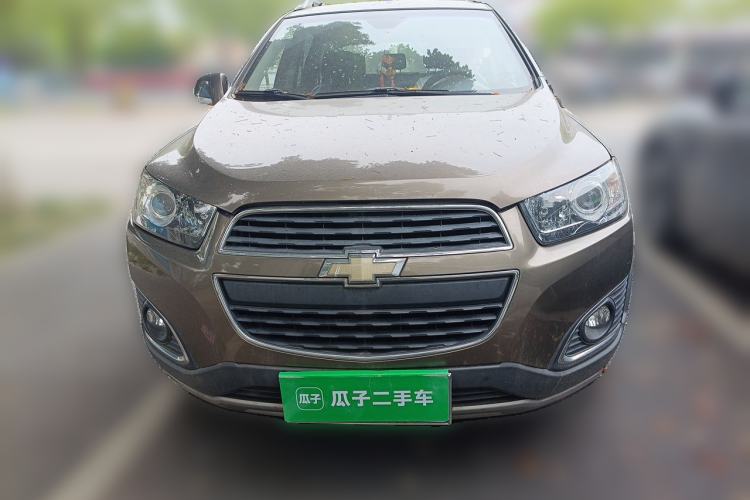Used Chevrolet Captiva 2015 2.4L 4x4 Flagship Edition 7-Seater Front