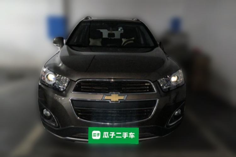 Used Chevrolet Captiva 2015 2.4L 4x4 Flagship Edition 7-Seater Front