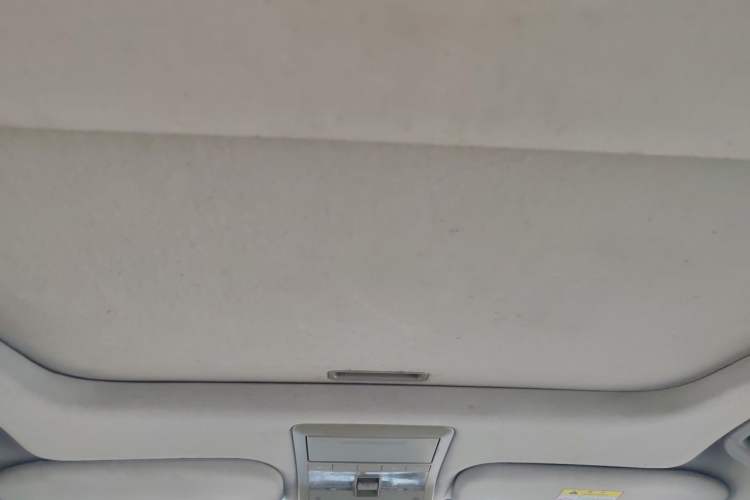 Used Chevrolet Captiva 2015 2.4L 4x4 Flagship Edition 7-Seater Headliner