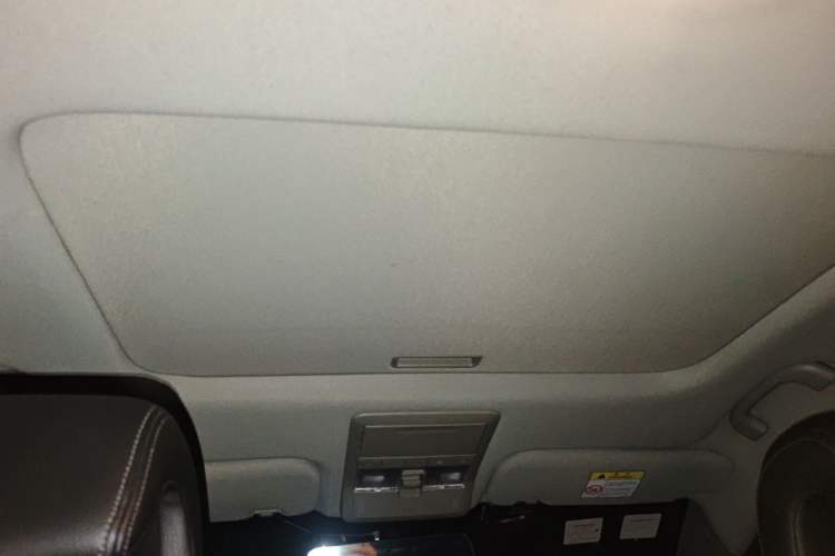 Used Chevrolet Captiva 2015 2.4L 4x4 Flagship Edition 7-Seater Headliner