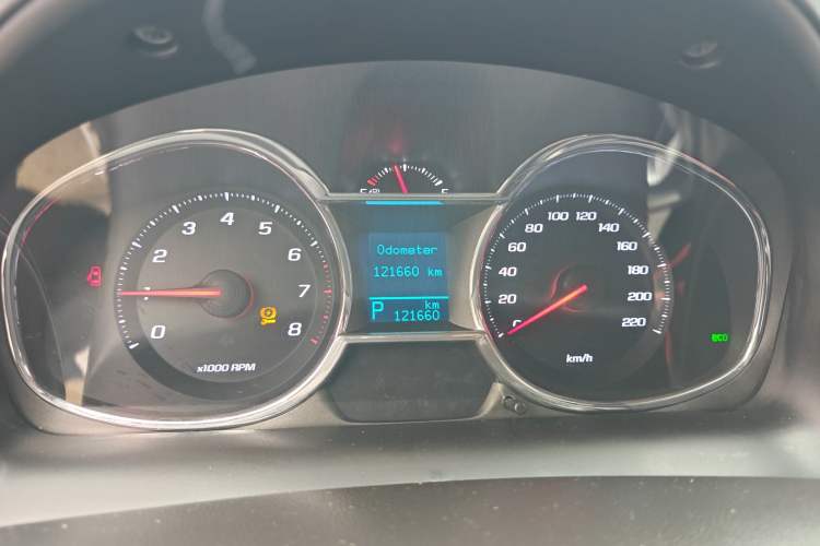 Used Chevrolet Captiva 2015 2.4L Two-Wheel Drive Urban Version 5 Seats Instrument Cluster