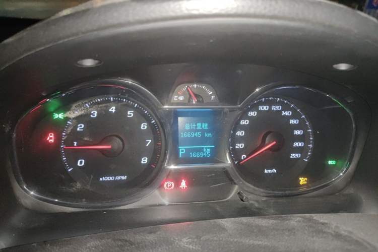Used Chevrolet Captiva 2015 2.4L 4x4 Flagship Edition 7-Seater Instrument Cluster
