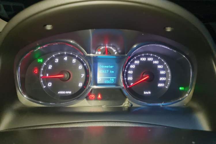 Used Chevrolet Captiva 2015 2.4L 4x4 Flagship Edition 7-Seater Instrument Cluster