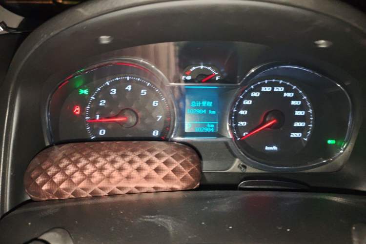 Used Chevrolet Captiva 2015 2.4L 4x4 Flagship Edition 7-Seater Instrument Cluster