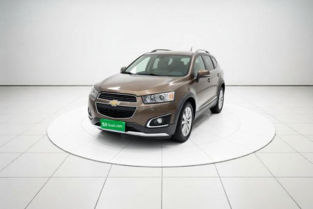 Ojetý Chevrolet Captiva 2015 2.4L Two-Wheel Drive Urban Version 7 Seats