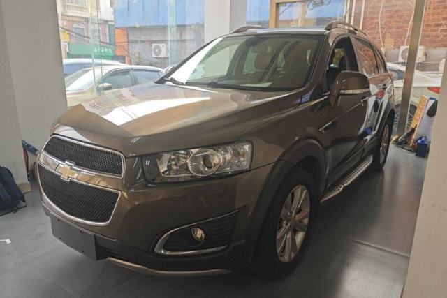 Used Chevrolet Captiva 2015 2.4L 4x4 Flagship Edition 7-Seater