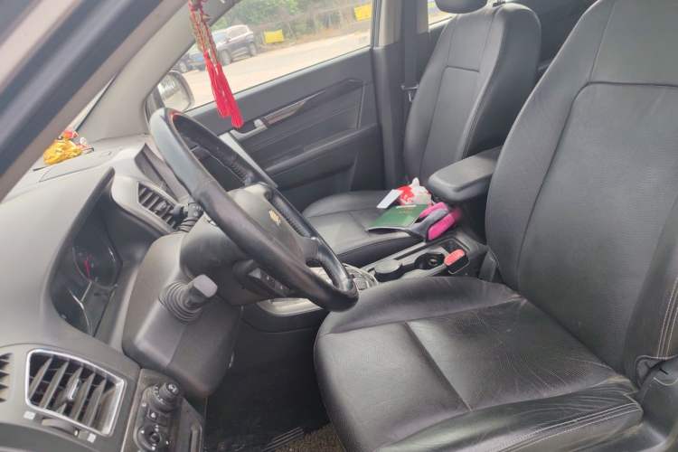 Used Chevrolet Captiva 2015 2.4L 4x4 Flagship Edition 7-Seater Left Front Seat