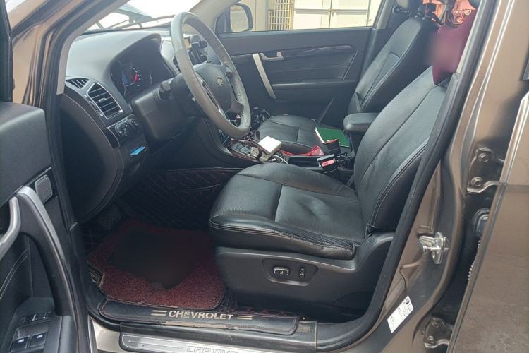 Used Chevrolet Captiva 2015 2.4L 4x4 Flagship Edition 7-Seater Left Front Seat