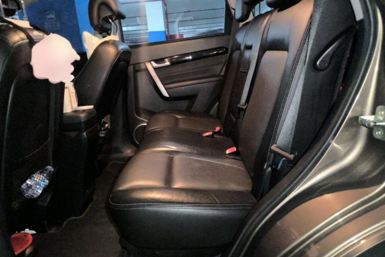 Used Chevrolet Captiva 2015 2.4L 4x4 Flagship Edition 7-Seater Left Rear Seat