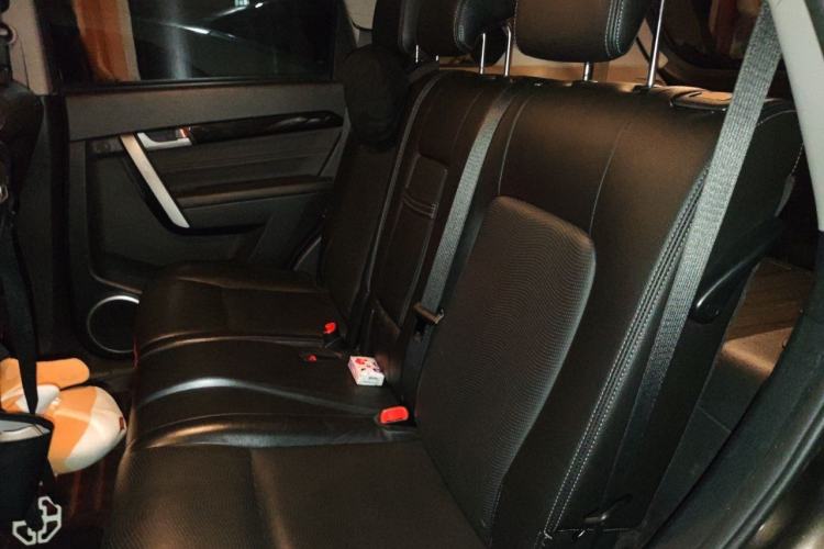 Used Chevrolet Captiva 2015 2.4L 4x4 Flagship Edition 7-Seater Left Rear Seat