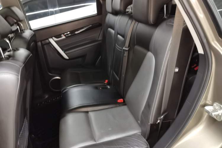 Used Chevrolet Captiva 2015 2.4L 4x4 Flagship Edition 7-Seater Left Rear Seat
