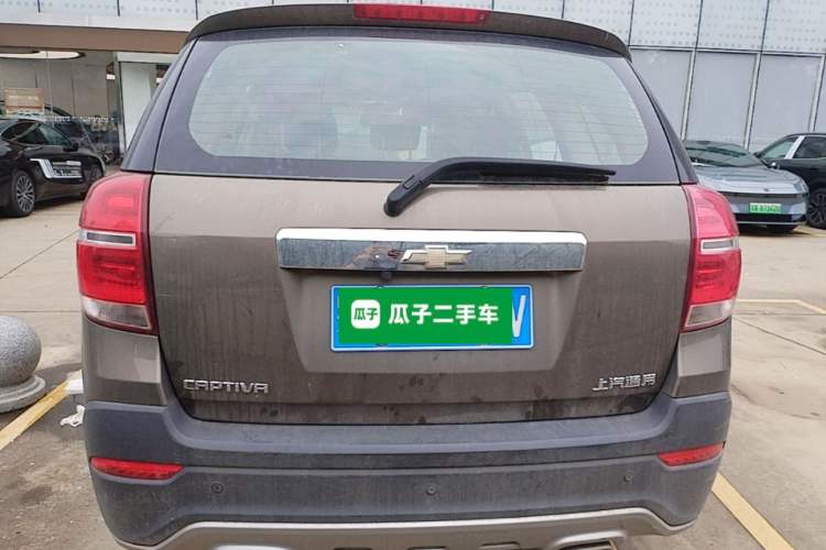 Used Chevrolet Captiva 2015 2.4L Two-Wheel Drive Urban Version 5 Seats Rear
