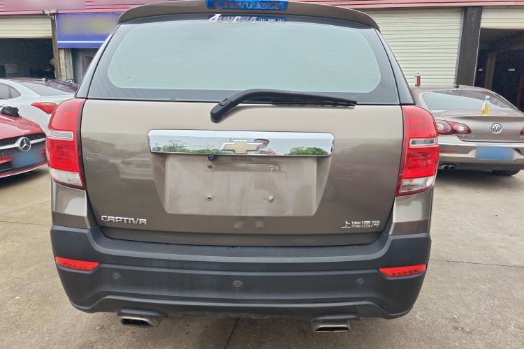 Used Chevrolet Captiva 2015 2.4L Two-Wheel Drive Urban Version 5 Seats Rear