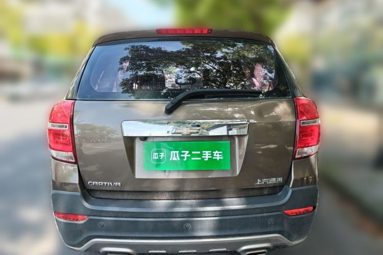 Used Chevrolet Captiva 2015 2.4L Two-Wheel Drive Urban Version 7 Seats Rear