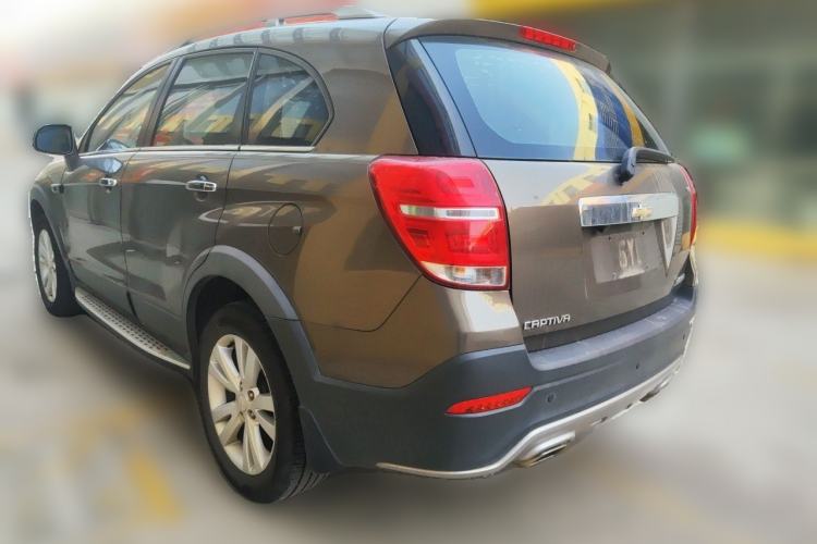 Used Chevrolet Captiva 2015 2.4L 4x4 Flagship Edition 7-Seater Rear Left 45 Deg