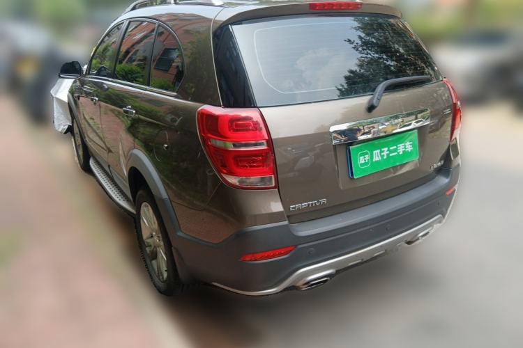 Used Chevrolet Captiva 2015 2.4L 4x4 Flagship Edition 7-Seater Rear Left 45 Deg
