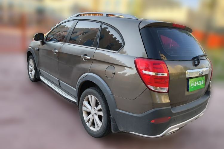 Used Chevrolet Captiva 2015 2.4L 4x4 Flagship Edition 7-Seater Rear Left 45 Deg