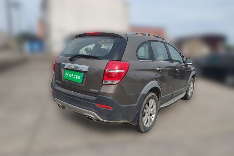 Used Chevrolet Captiva 2015 2.4L 4x4 Flagship Edition 7-Seater Rear Right 45 Deg