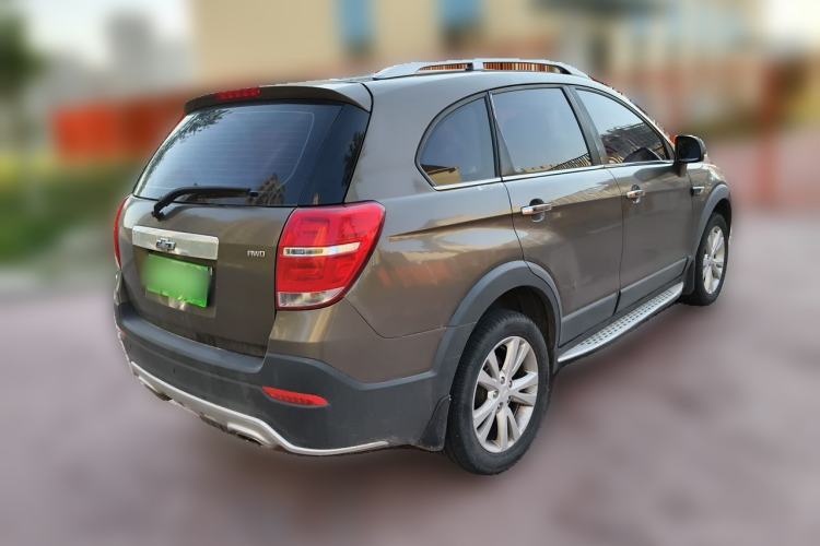 Used Chevrolet Captiva 2015 2.4L 4x4 Flagship Edition 7-Seater Rear Right 45 Deg