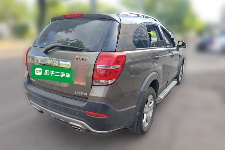 Used Chevrolet Captiva 2015 2.4L Two-Wheel Drive Urban Version 5 Seats Rear Right 45 Deg