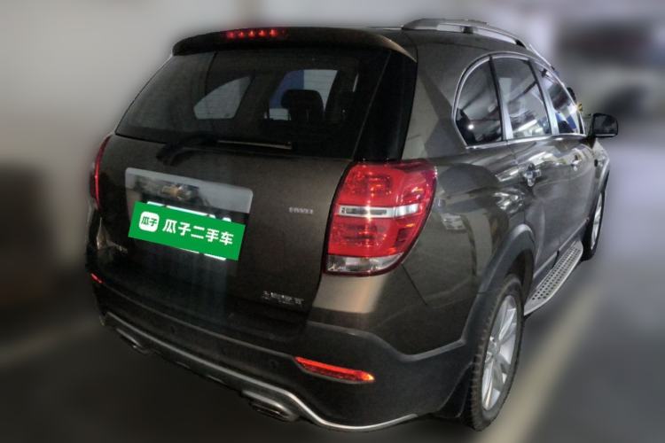 Used Chevrolet Captiva 2015 2.4L 4x4 Flagship Edition 7-Seater Rear Right 45 Deg