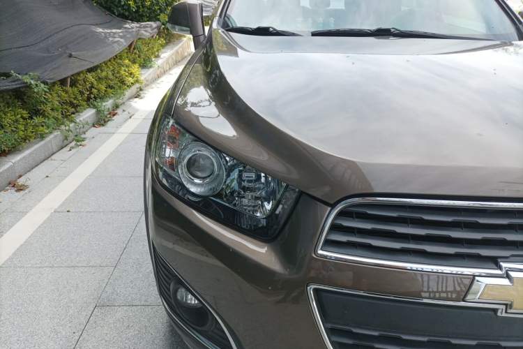 Used Chevrolet Captiva 2015 2.4L 4x4 Flagship Edition 7-Seater Right Front Headlight