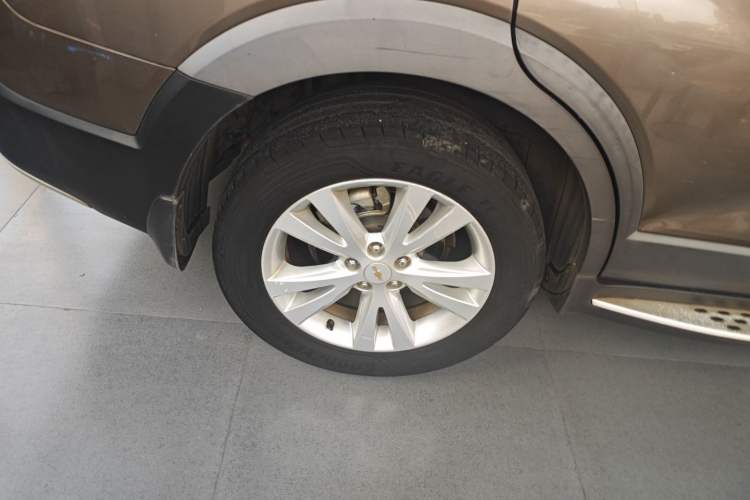 Used Chevrolet Captiva 2015 2.4L 4x4 Flagship Edition 7-Seater Right Rear Wheel Hub